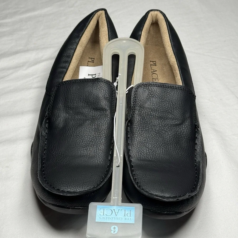 The Children's Place Kids Slip On Shoes Black Casual Loafer‎ Size 6